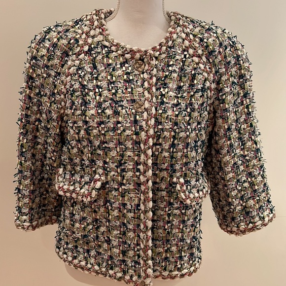 CHANEL NEW with Tags Jacket Size 44 - Picture 3 of 15